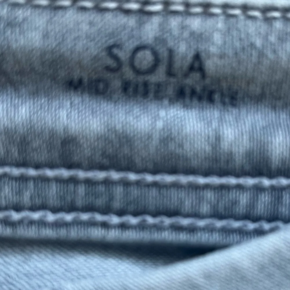 Fidelity Denim Sola Stars Rhapsody Mid Rise Frosted Gray Ankle Jeans 26 - Picture 5 of 13